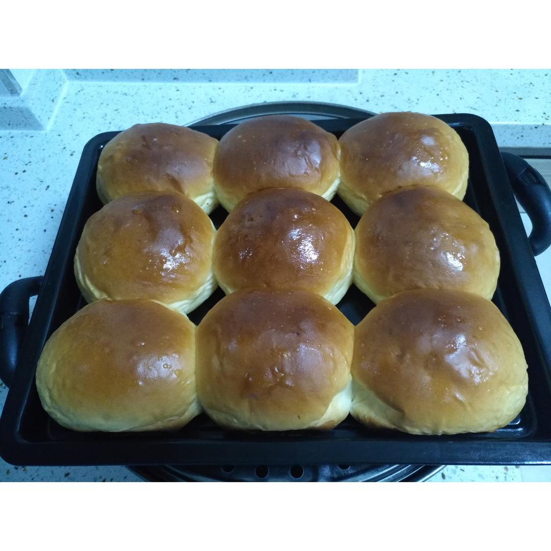 大人小孩都爱不释口的【蜂蜜牛奶小餐包】