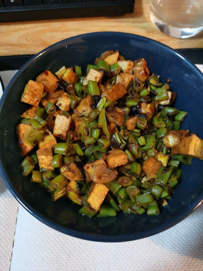 肉末豆干炒四季豆