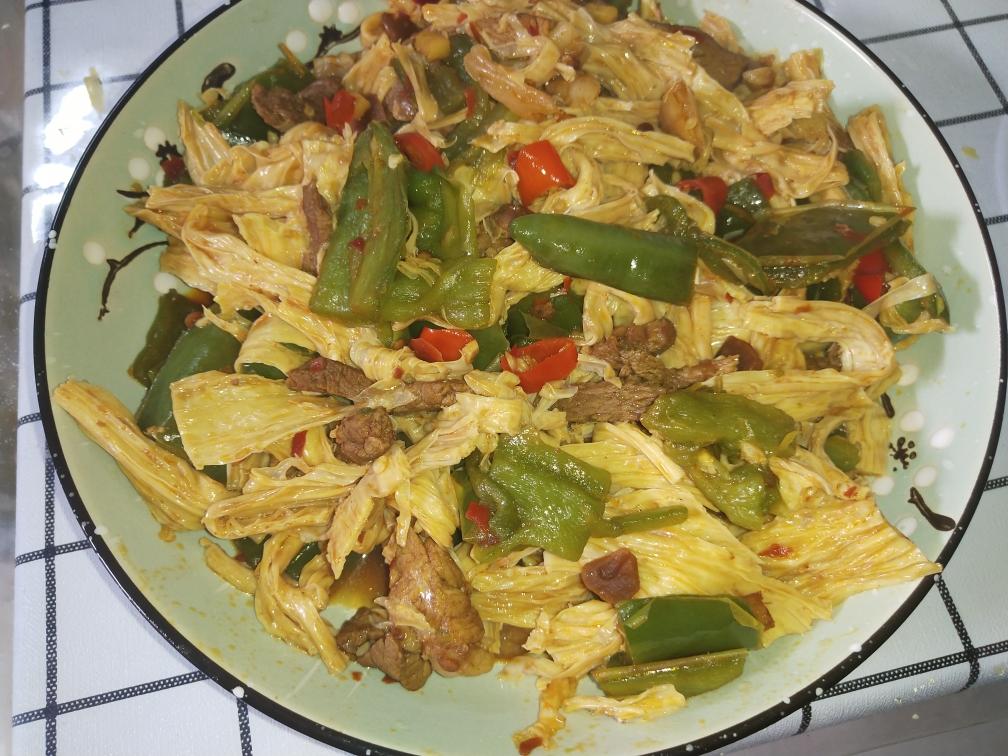 腐竹炒肉
