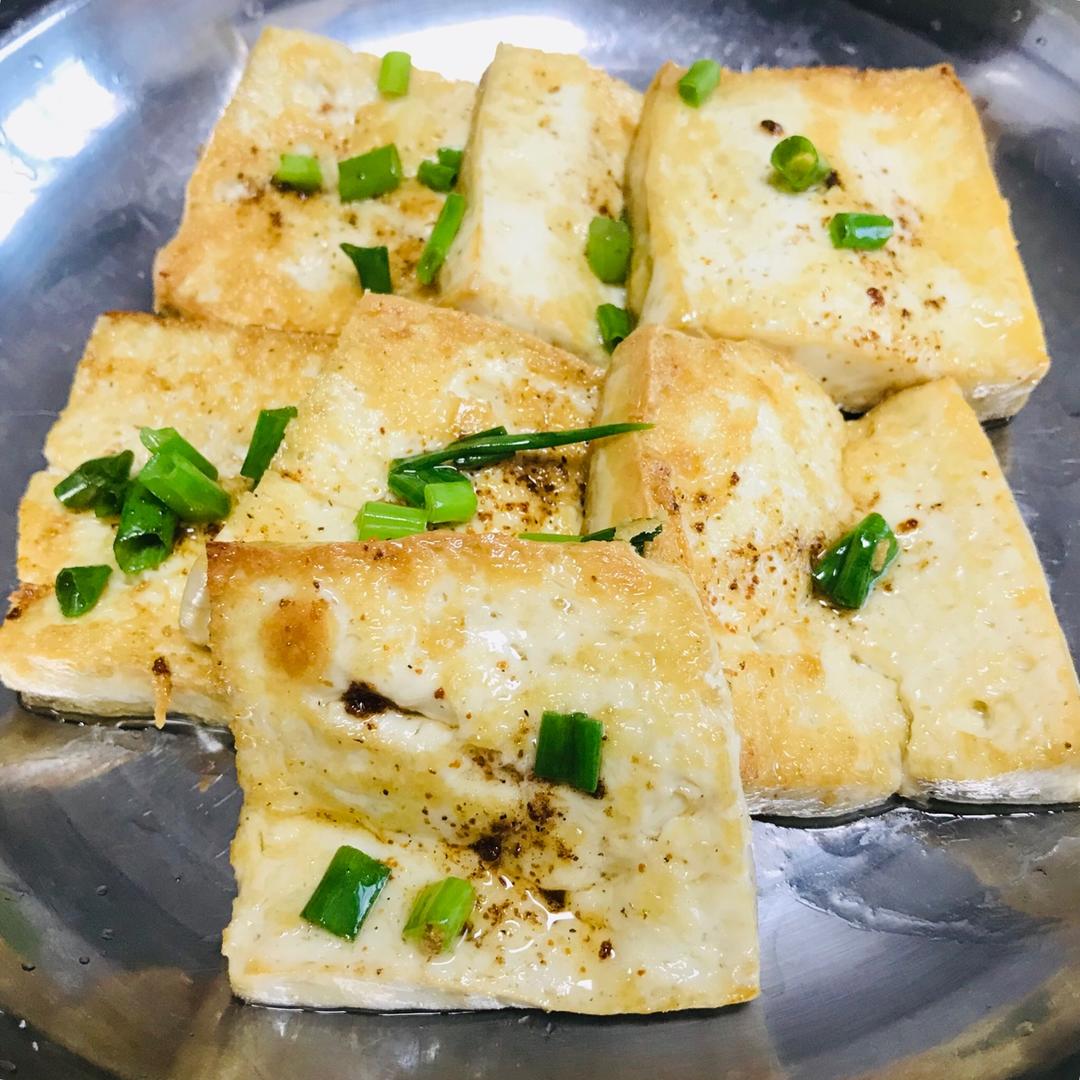 超走心的平底锅香煎豆腐（附视频）