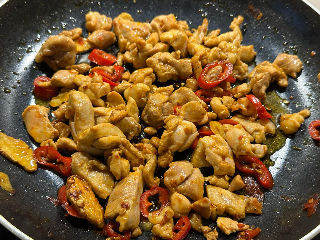 小炒鸡腿肉