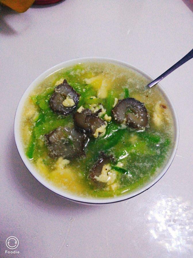 枝繁妈做的海参黄瓜蛋花汤