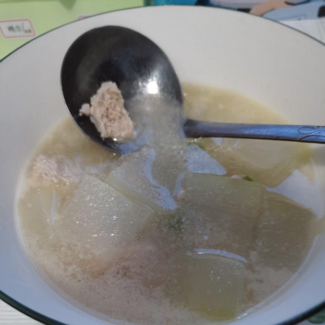 巨鲜美的冬瓜丸子汤