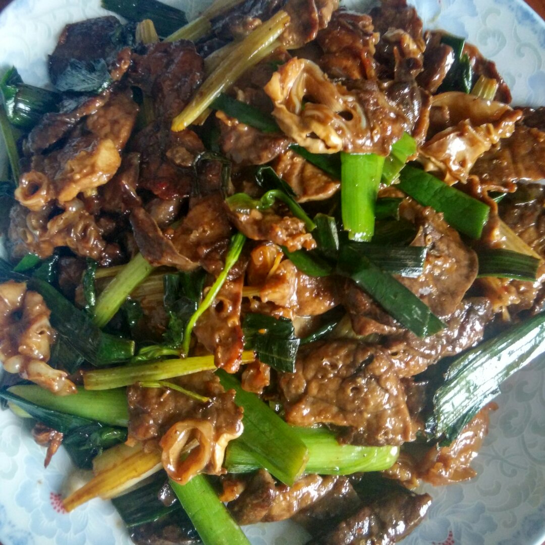 尘曦做的尖椒煸猪肺