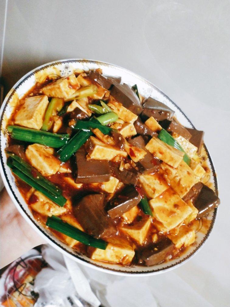 鸭血豆腐