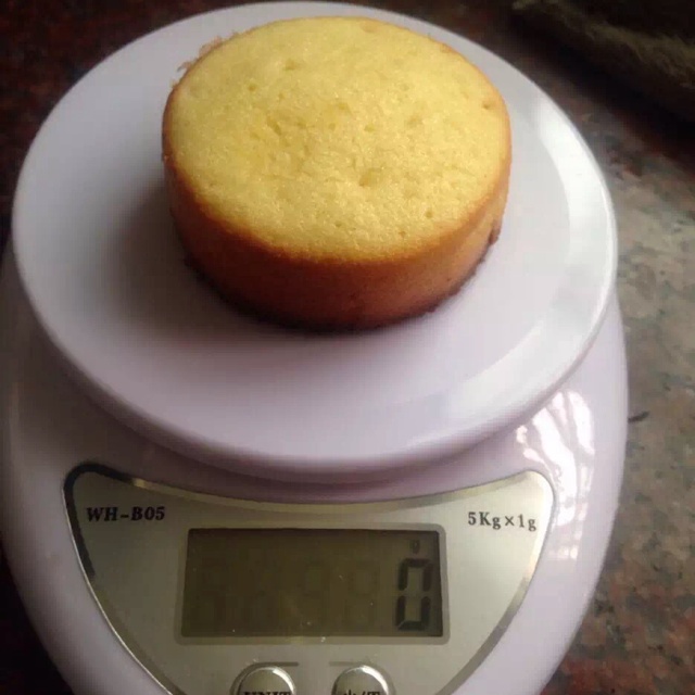 烤箱做蛋糕（戚风蛋糕的做法）