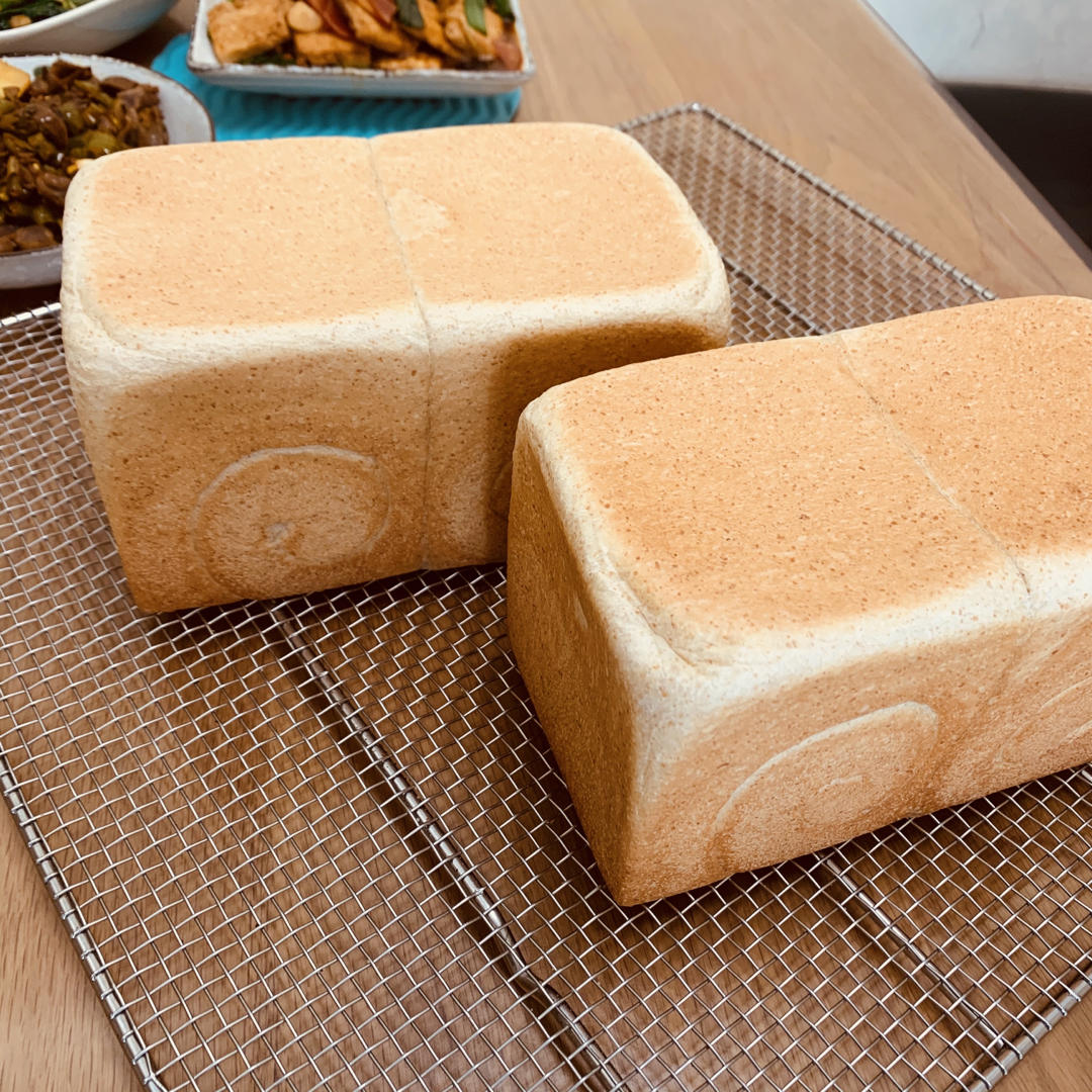 萌了个萌12做的山崎丰亲授全麦烫种吐司