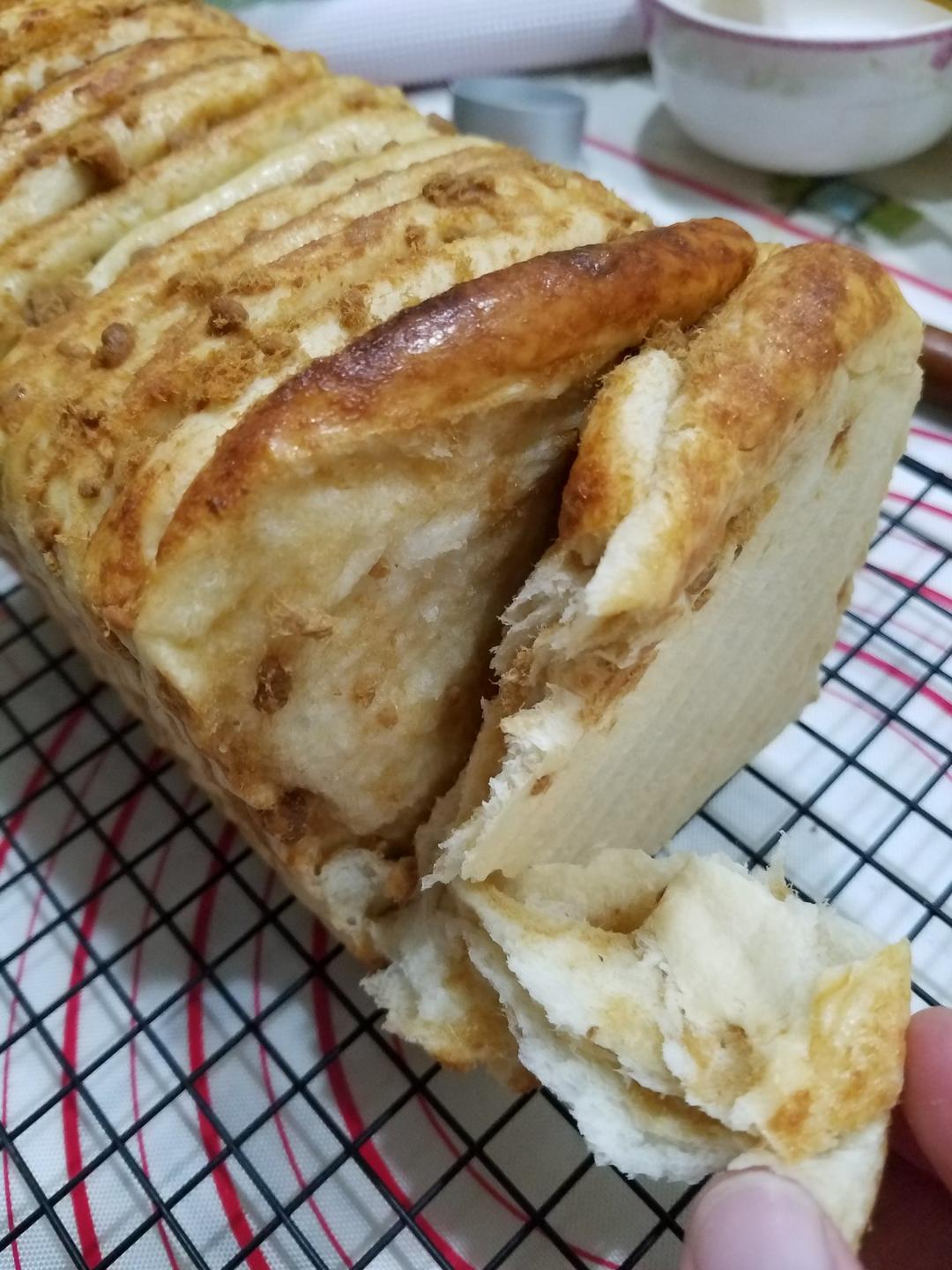 手撕肉松面包