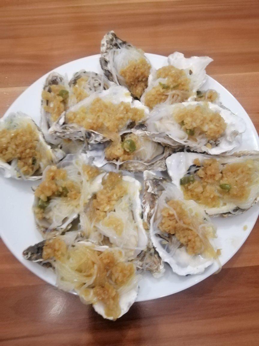 夜宵党“香辣蒜蓉酱”（蒜蓉虾，烤扇贝，生蚝，粉丝花甲，金针菇）