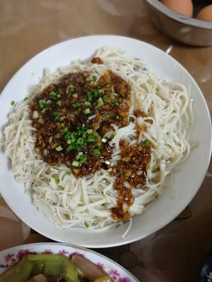 蒜蓉蒸金针菇