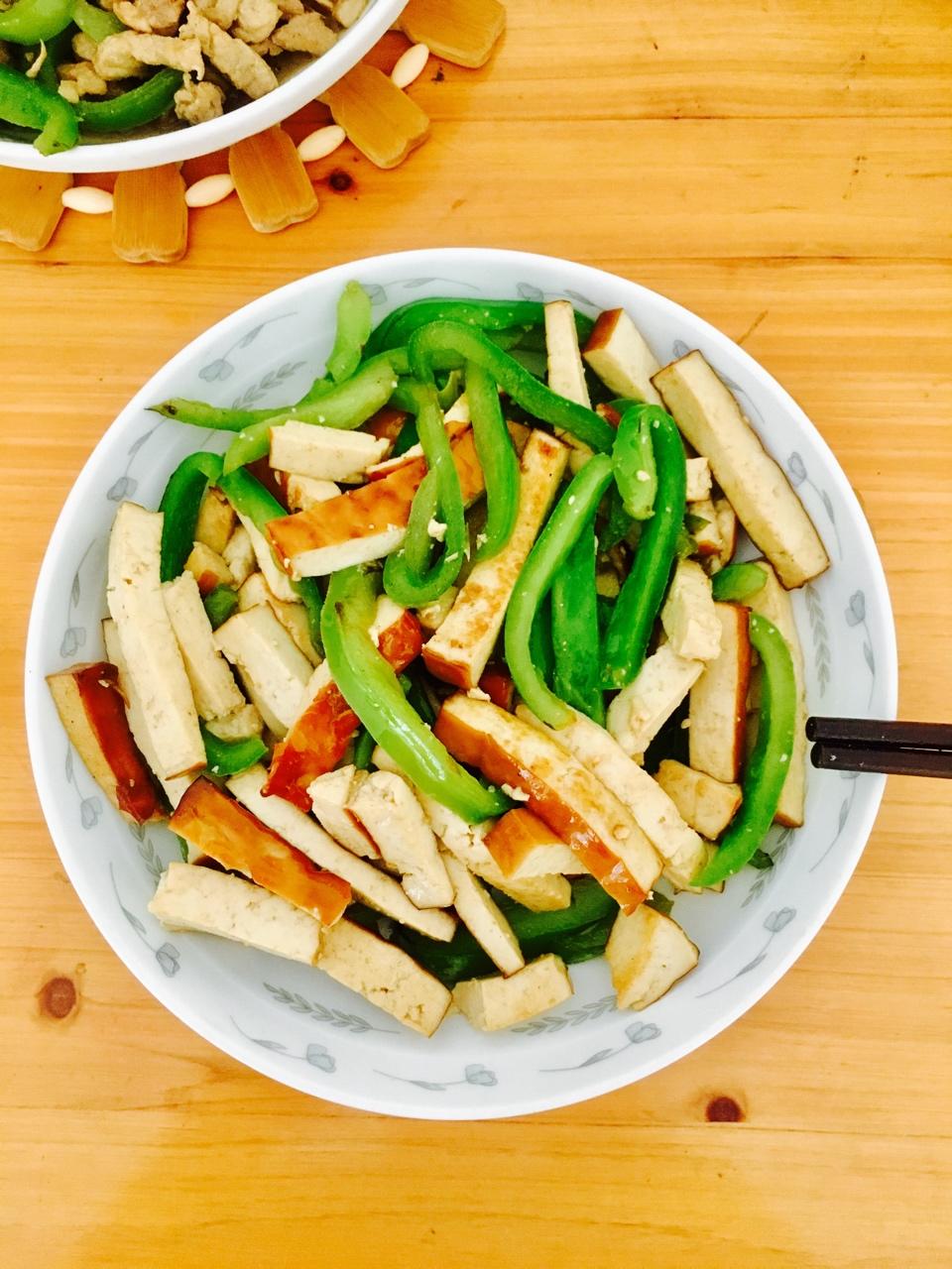 齐俗_做的青椒炒豆腐干