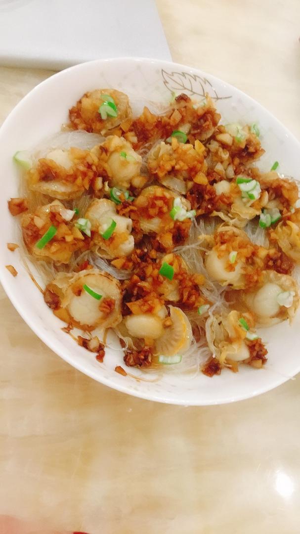 蒜蓉粉丝蒸扇贝