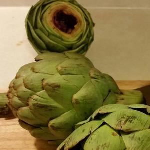 烤洋蓟 Roast artichokes的做法 步骤1