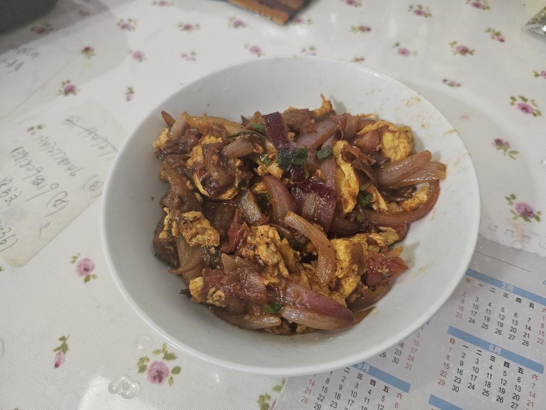 西红柿洋葱炒鸡蛋