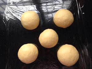 酥皮菠萝面包的做法 步骤5