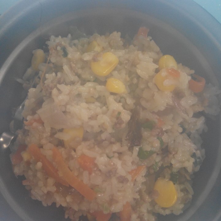 喷香羊肉焖饭
