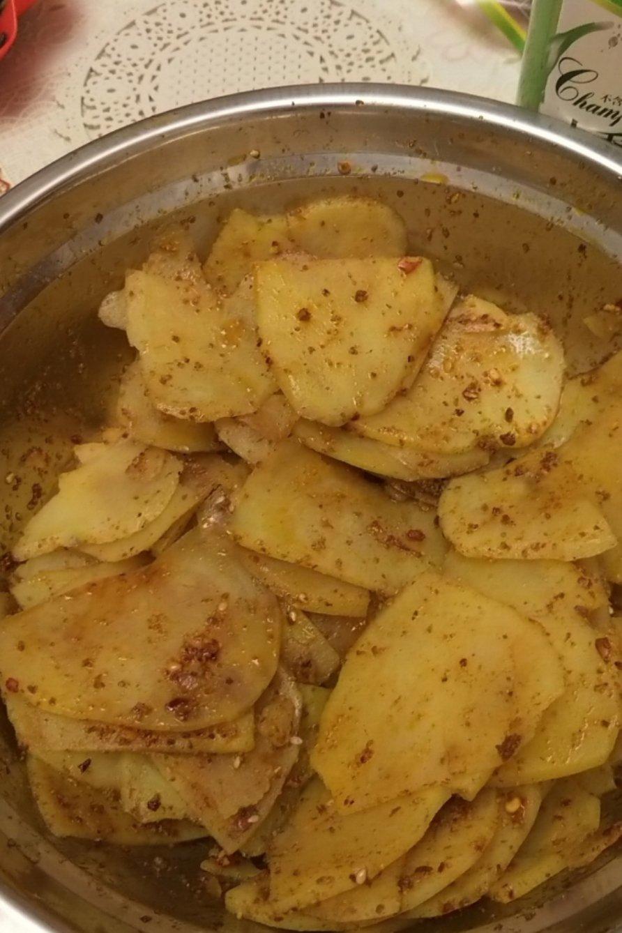 兰州风味麻辣土豆片（又名：通渭路土豆片、马三洋芋片）