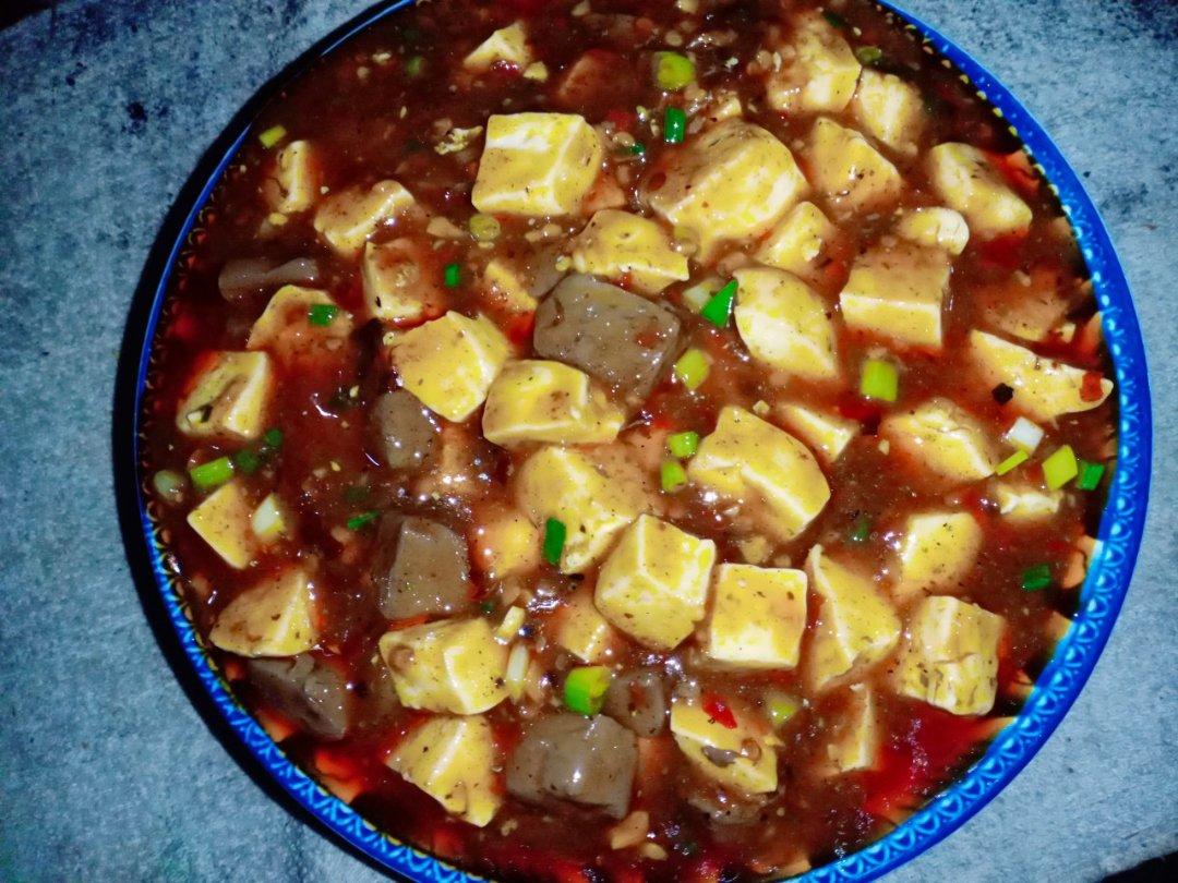 鸭血豆腐