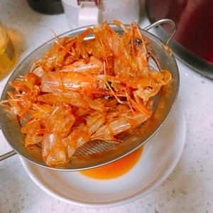 电饭锅鲜虾瑶柱瘦肉粥的做法 步骤3