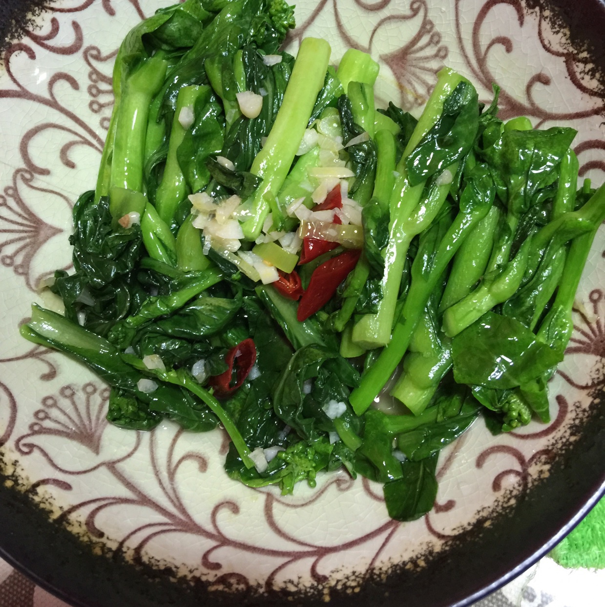 温温飞呀飞做的清炒白菜苔尖