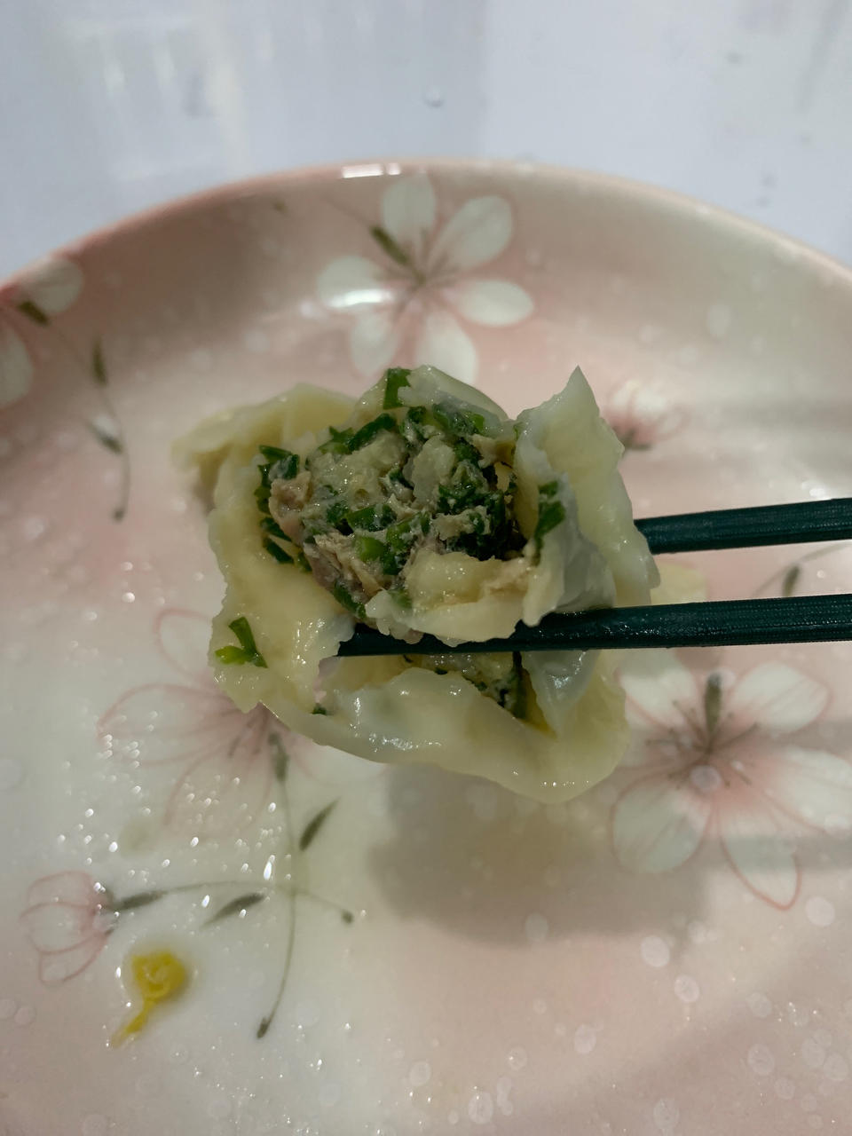 韭菜猪肉饺子(最简单最好吃又最多汁的饺子)