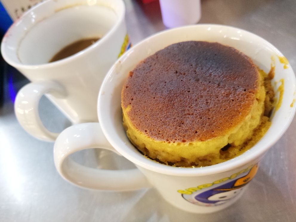 微波炉蜂蜜柠檬蛋糕杯 超简单版本的做法 步骤8