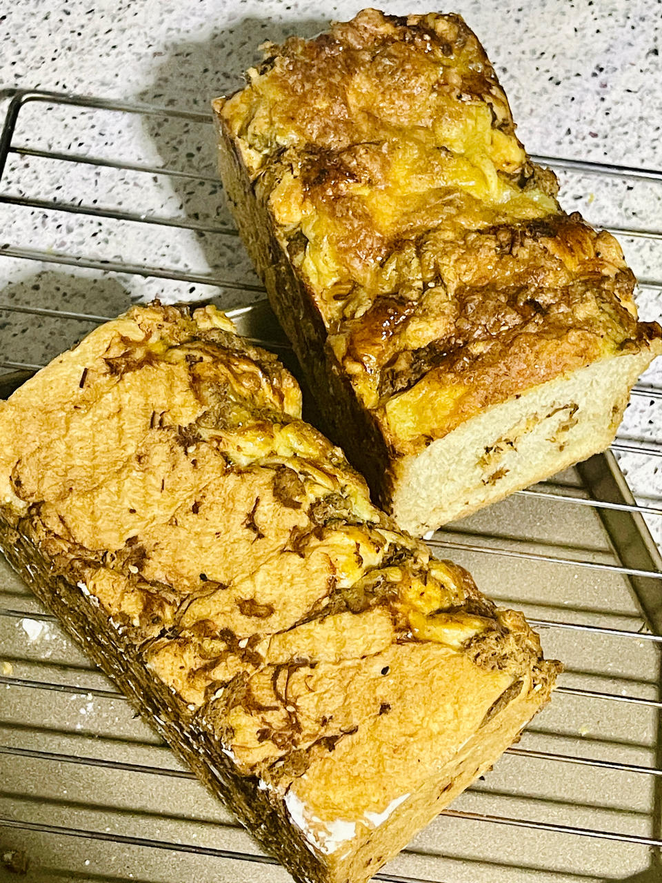 肉松吐司【超多料香爆马苏里拉】