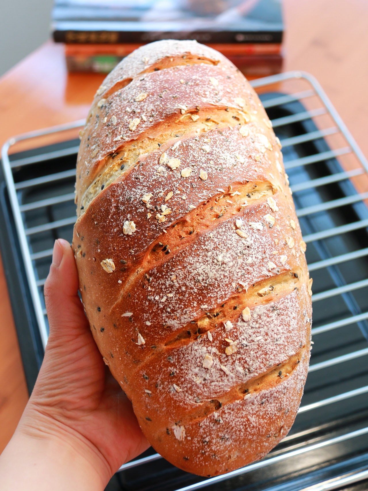 燕麦·全麦坚果大欧包——复刻健康面包16的做法