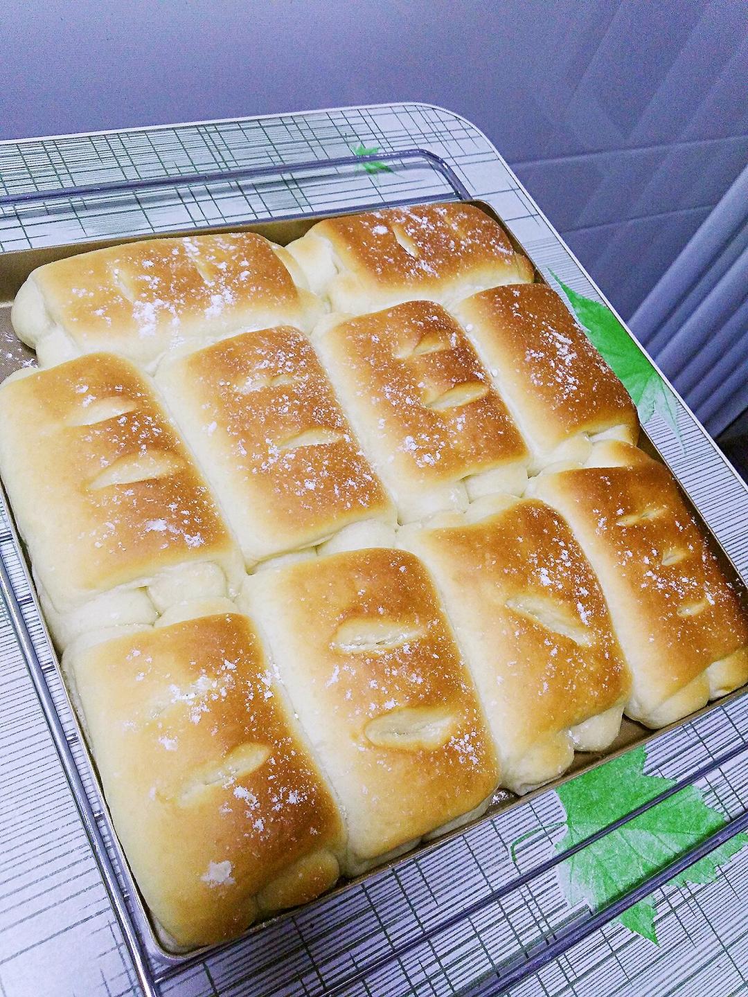 软到不知所措的牛奶卷