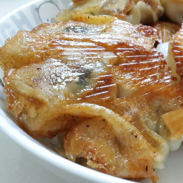 脆底煎饺