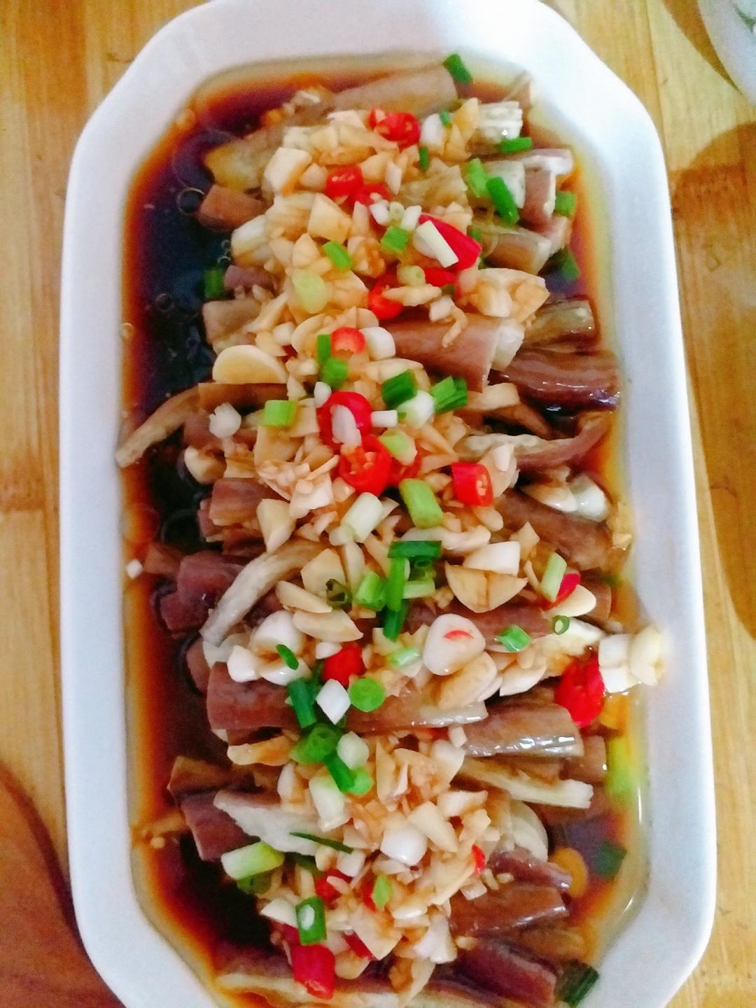 三分钟蒸出艳丽茄子