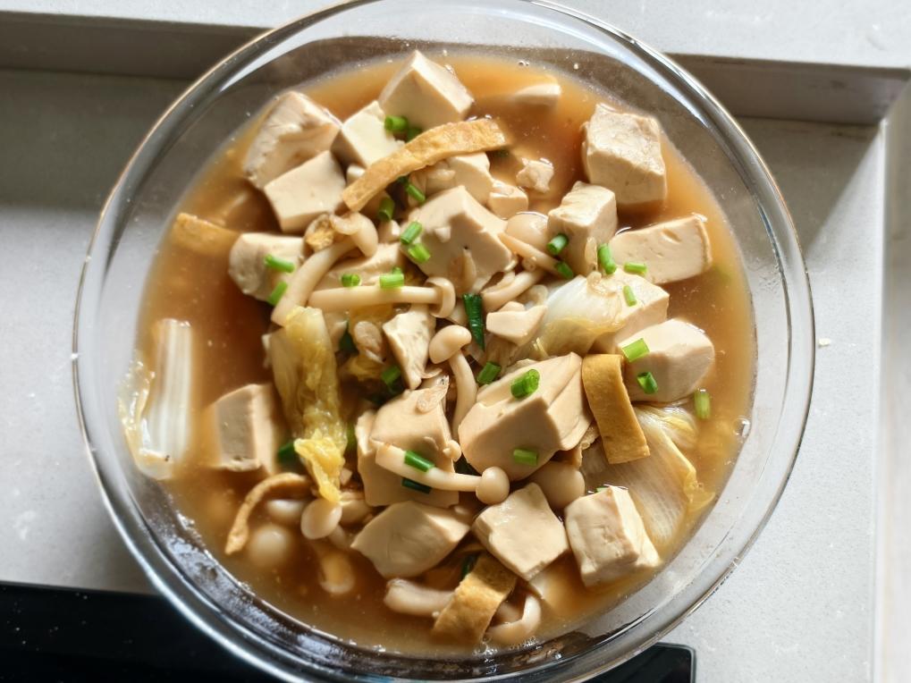 豆腐蘑菇汤（有鸡蛋哦）