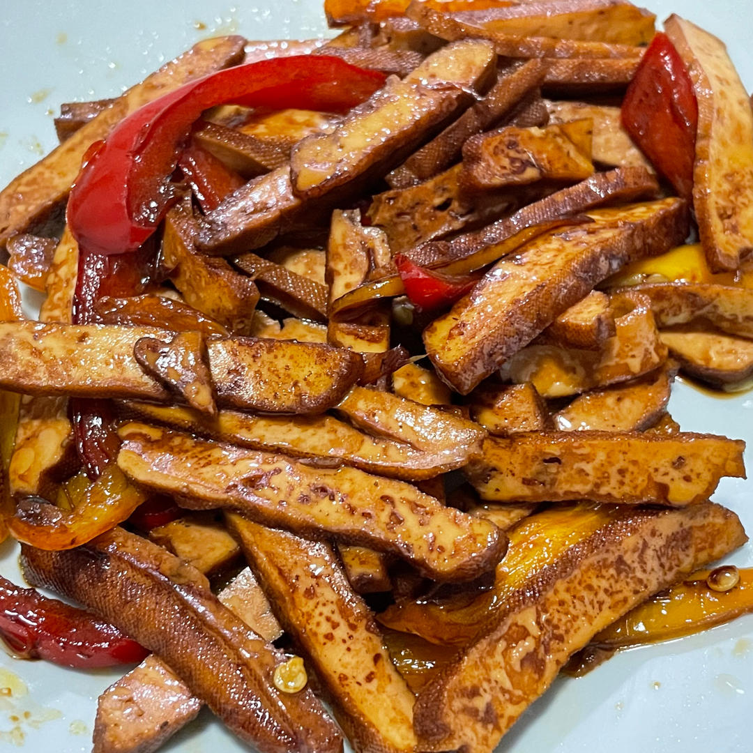 家常豆腐干炒青椒，真好吃