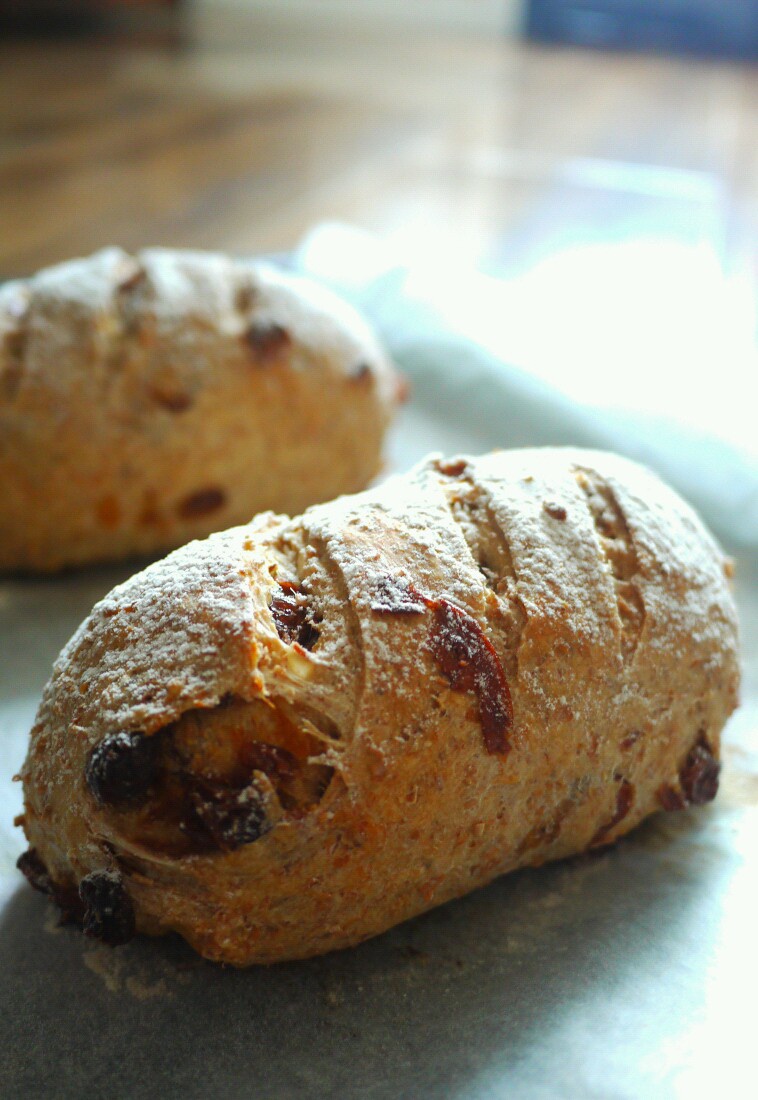 吃货仙森做的全麦葡萄干面包