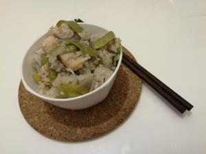 洋葱豌豆扁鸡肉焖饭的做法 步骤5