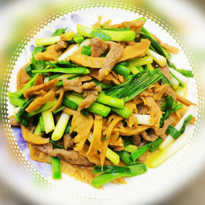 肉丝炒大蒜