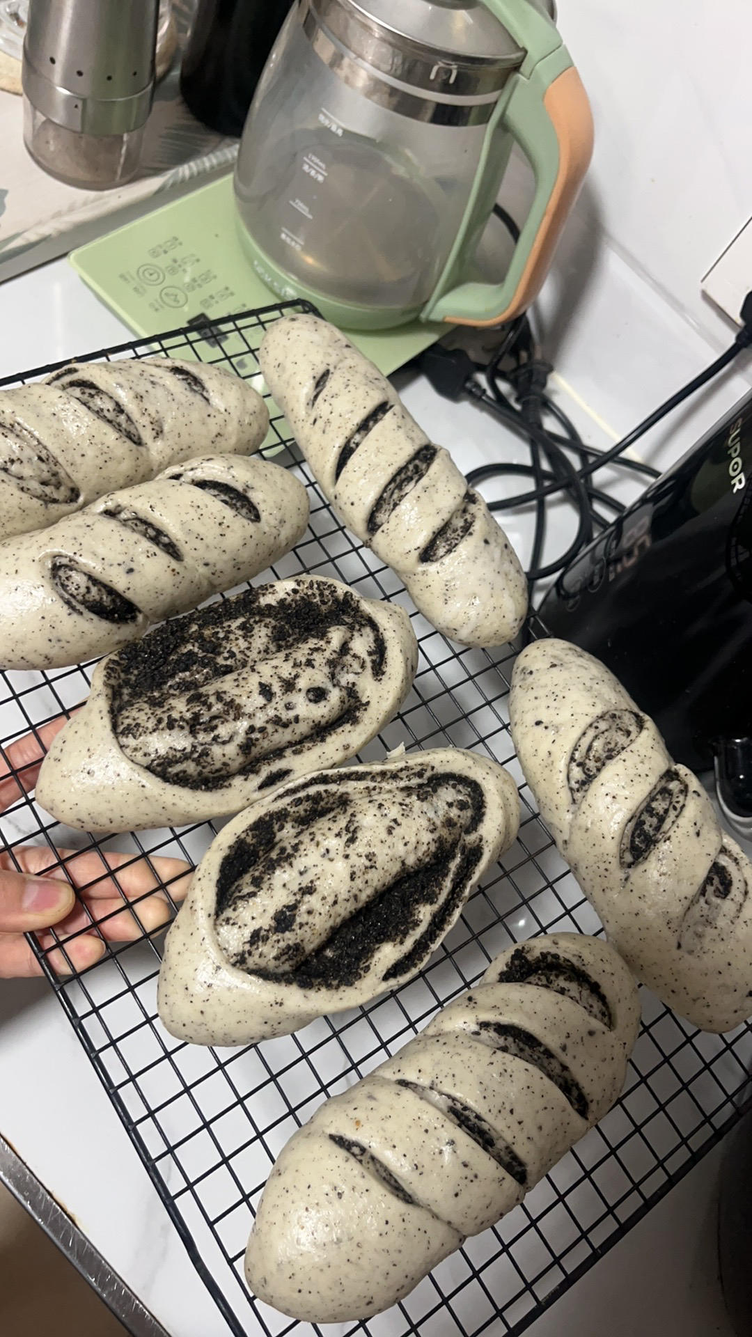 黑芝麻花生卷馒头