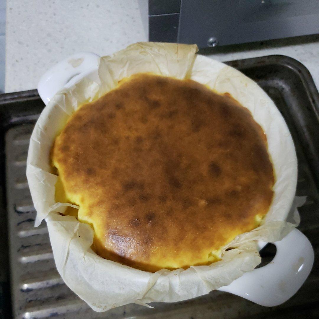 小山进公开食谱-使用大量牛奶，无淡奶油的巴斯克乳酪蛋糕