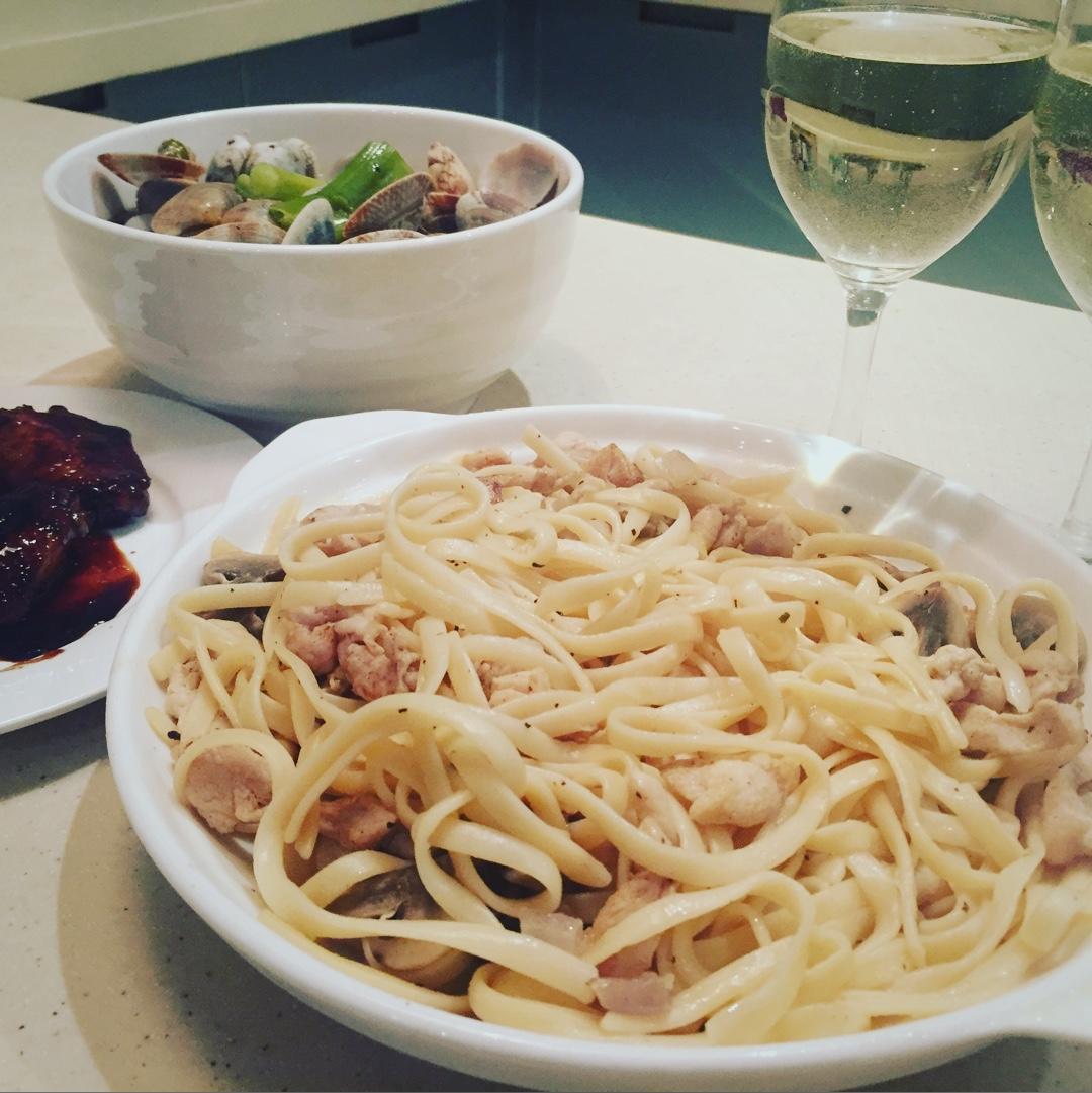 奶油鸡肉蘑菇意大利面 Cream of Mushroom Chicken Pasta