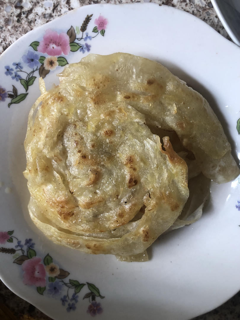 吃剩的饺子皮这样做，竟出乎意料的好吃！