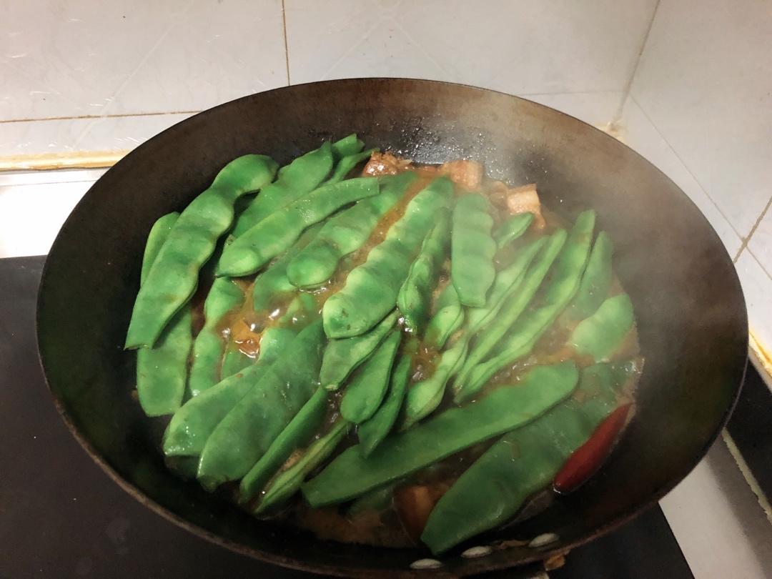 东北五花肉炖豆角