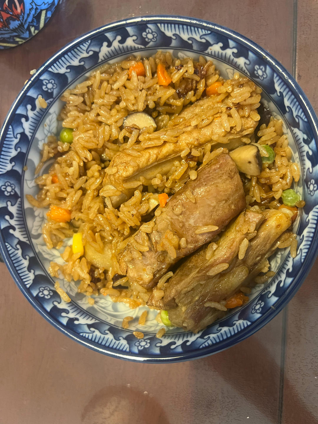 【排骨焖饭】