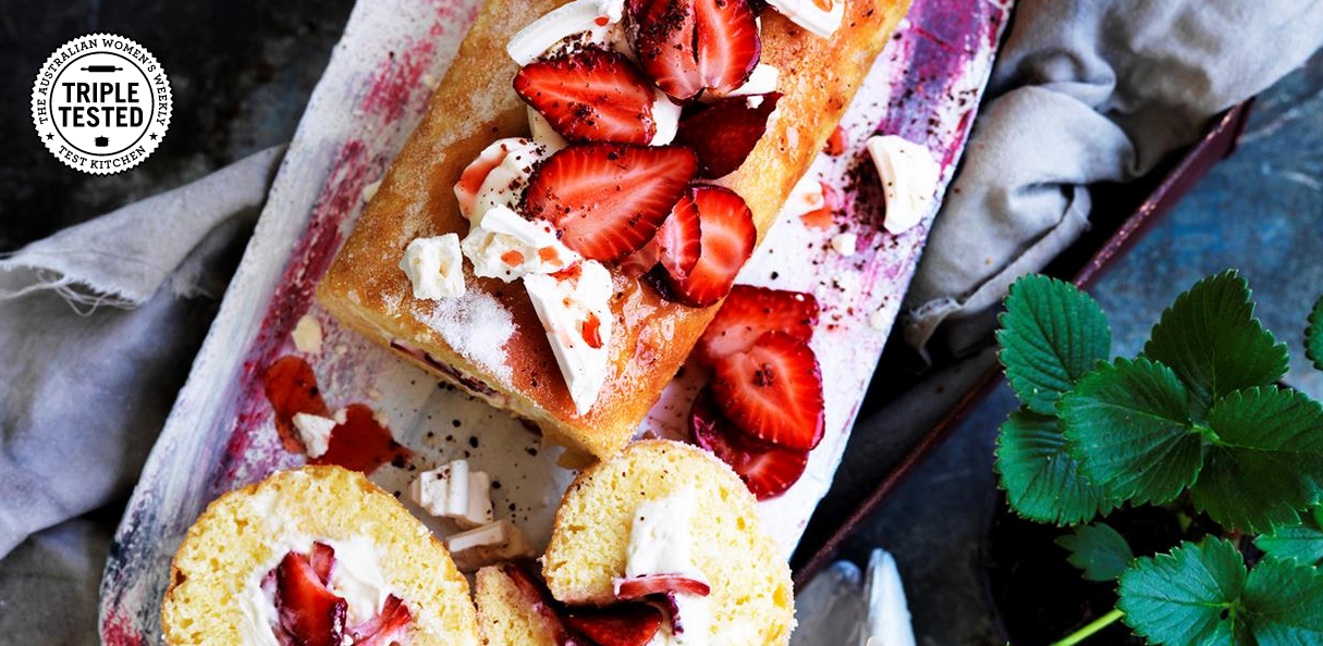 草莓奶油蛋糕卷的做法