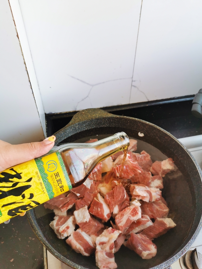 红烧牛肉的做法 步骤4