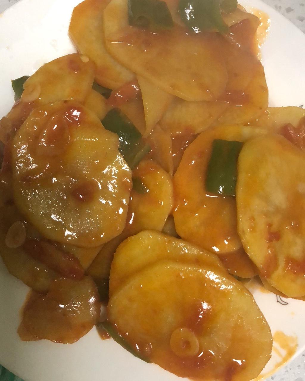 青椒番茄土豆片