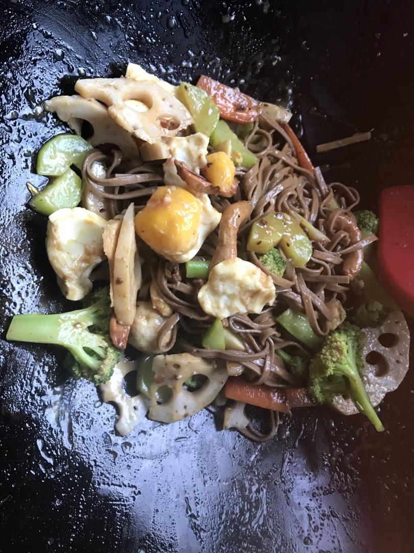 嘴巴再挑剔一口吃哭自制凉拌芥麦面