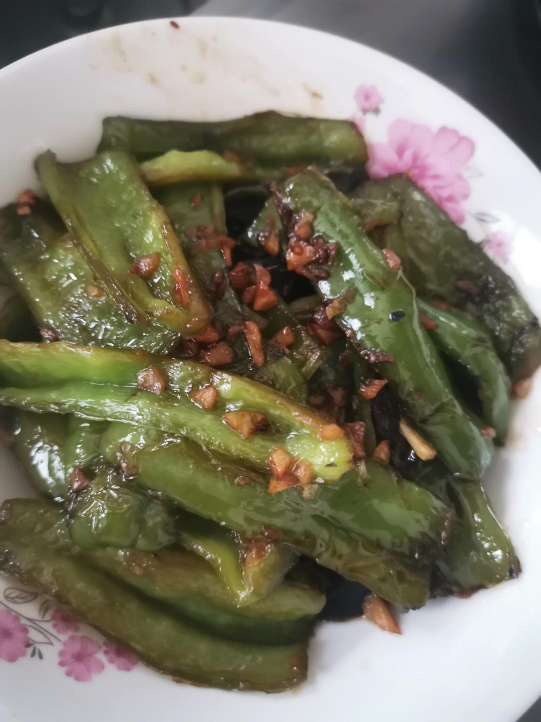 青椒皮蛋