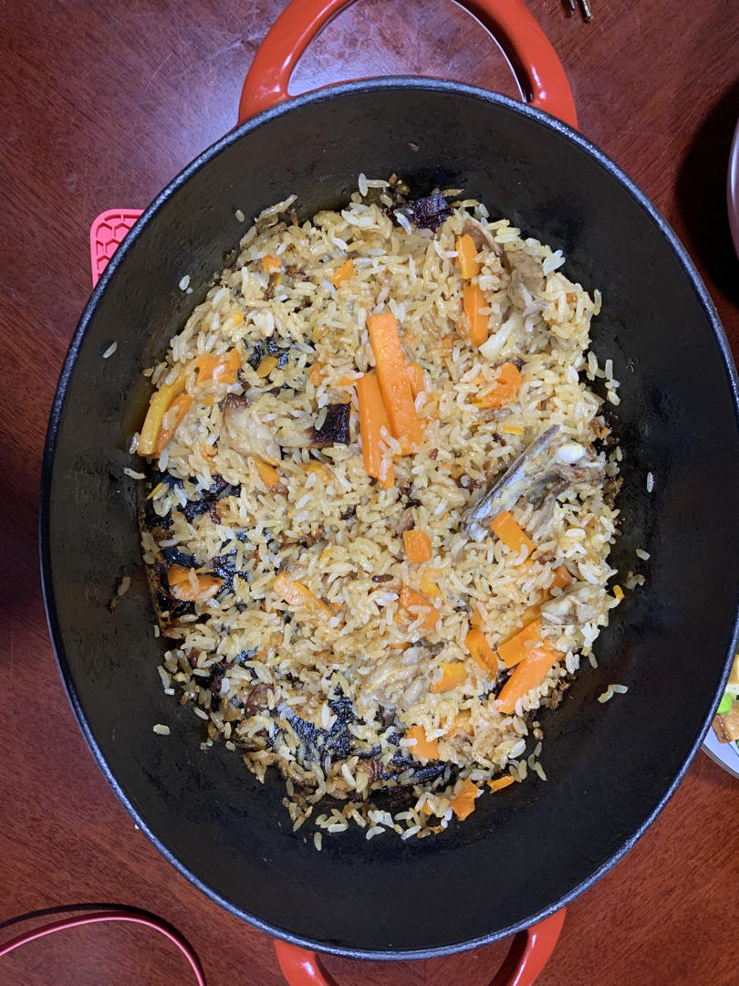 新疆羊肉手抓饭铸铁锅用起来