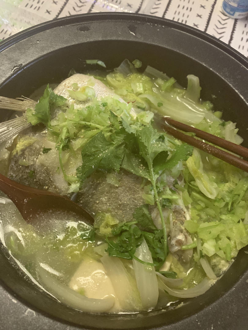 鱼头豆腐汤