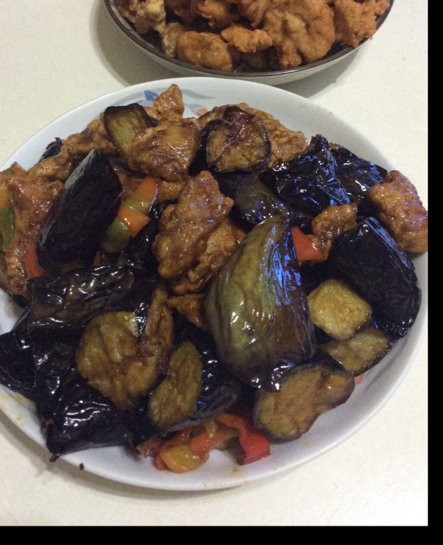 肉段烧茄子